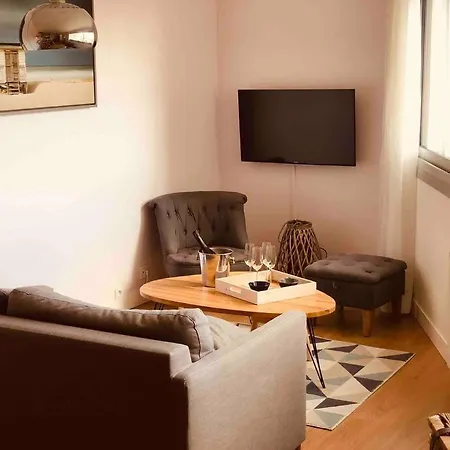 Apartment , Proche Et Centre *